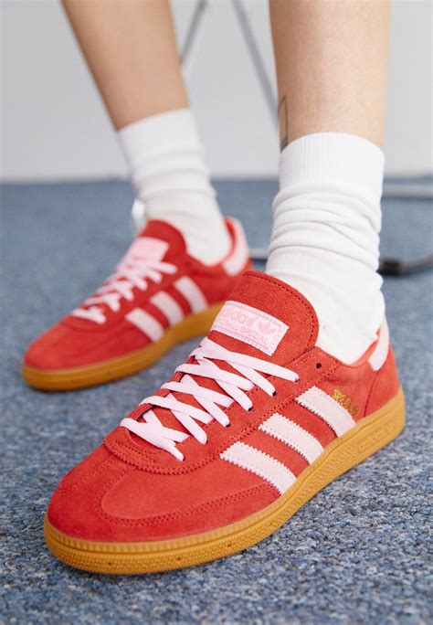 adidas handball spezial pink|Adidas originals handball spezial trainers in red and pink.